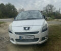 Пежо 5008, объемом двигателя 2 л и пробегом 233 тыс. км за 10500 $, фото 1 на Automoto.ua