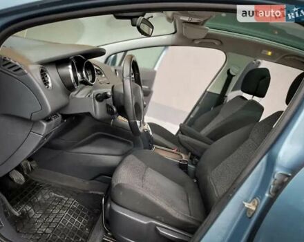 Пежо 5008, объемом двигателя 1.6 л и пробегом 240 тыс. км за 6000 $, фото 21 на Automoto.ua