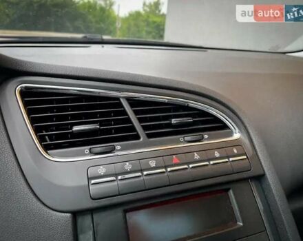 Пежо 5008, объемом двигателя 1.6 л и пробегом 240 тыс. км за 6000 $, фото 11 на Automoto.ua