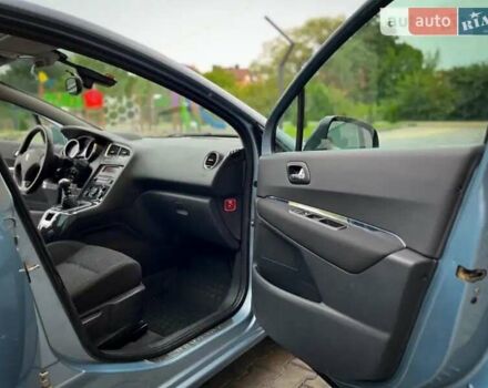 Пежо 5008, объемом двигателя 1.6 л и пробегом 240 тыс. км за 6000 $, фото 23 на Automoto.ua