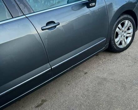 Пежо 5008, об'ємом двигуна 2 л та пробігом 226 тис. км за 7800 $, фото 3 на Automoto.ua