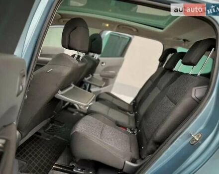 Пежо 5008, объемом двигателя 1.6 л и пробегом 240 тыс. км за 6000 $, фото 28 на Automoto.ua