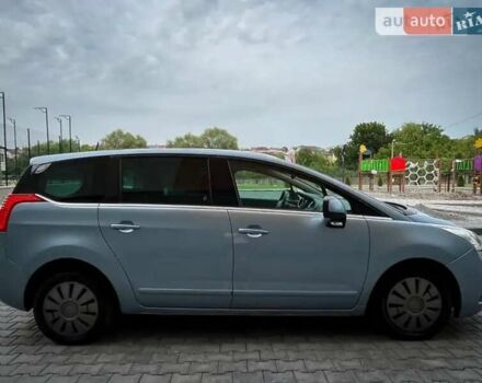 Пежо 5008, объемом двигателя 1.6 л и пробегом 240 тыс. км за 6000 $, фото 3 на Automoto.ua