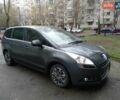 Пежо 5008, объемом двигателя 1.6 л и пробегом 206 тыс. км за 8200 $, фото 1 на Automoto.ua