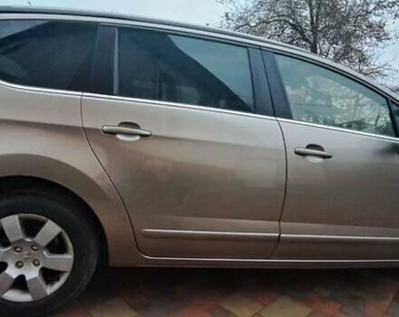 Пежо 5008, об'ємом двигуна 0 л та пробігом 235 тис. км за 7900 $, фото 7 на Automoto.ua