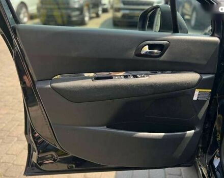 Пежо 5008, об'ємом двигуна 1.6 л та пробігом 306 тис. км за 9000 $, фото 7 на Automoto.ua