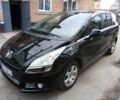 Пежо 5008, объемом двигателя 1.6 л и пробегом 200 тыс. км за 8900 $, фото 1 на Automoto.ua