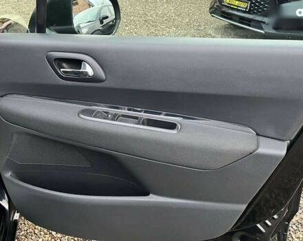 Пежо 5008, объемом двигателя 1.6 л и пробегом 254 тыс. км за 9999 $, фото 21 на Automoto.ua