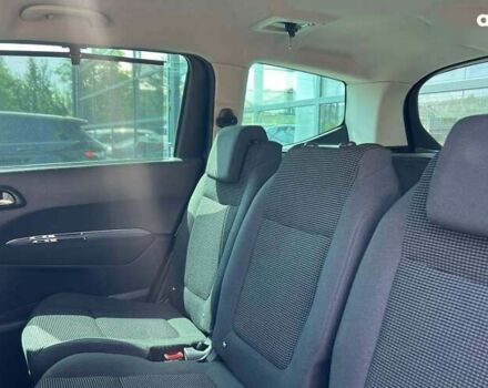 Пежо 5008, об'ємом двигуна 1.6 л та пробігом 306 тис. км за 9000 $, фото 23 на Automoto.ua