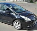 Пежо 5008, объемом двигателя 1.6 л и пробегом 320 тыс. км за 8500 $, фото 2 на Automoto.ua