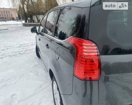 Пежо 5008, об'ємом двигуна 1.6 л та пробігом 217 тис. км за 10200 $, фото 3 на Automoto.ua