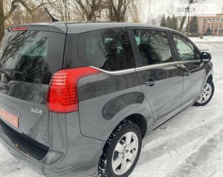 Пежо 5008, об'ємом двигуна 1.6 л та пробігом 217 тис. км за 10200 $, фото 9 на Automoto.ua