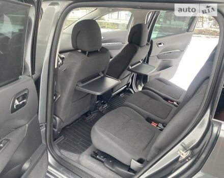 Пежо 5008, об'ємом двигуна 1.6 л та пробігом 217 тис. км за 10200 $, фото 40 на Automoto.ua