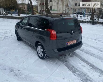 Пежо 5008, об'ємом двигуна 1.6 л та пробігом 217 тис. км за 10200 $, фото 7 на Automoto.ua