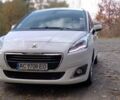 Пежо 5008, объемом двигателя 1.6 л и пробегом 238 тыс. км за 9500 $, фото 1 на Automoto.ua