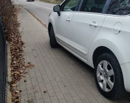 Пежо 5008, об'ємом двигуна 1.6 л та пробігом 332 тис. км за 9500 $, фото 2 на Automoto.ua