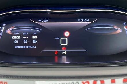 Пежо 5008, объемом двигателя 2 л и пробегом 140 тыс. км за 25450 $, фото 28 на Automoto.ua