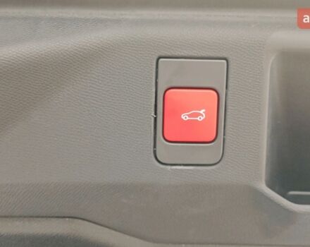 Пежо 5008, об'ємом двигуна 1.6 л та пробігом 0 тис. км за 42150 $, фото 14 на Automoto.ua