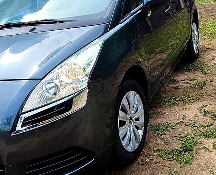 Пежо 5008, объемом двигателя 1.6 л и пробегом 254 тыс. км за 7450 $, фото 1 на Automoto.ua