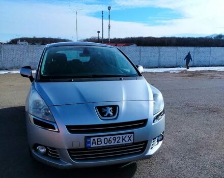 Пежо 5008, объемом двигателя 1.6 л и пробегом 170 тыс. км за 8500 $, фото 1 на Automoto.ua