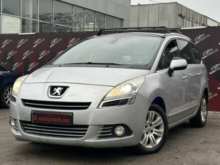 Пежо 5008, объемом двигателя 1.6 л и пробегом 195 тыс. км за 6600 $, фото 1 на Automoto.ua