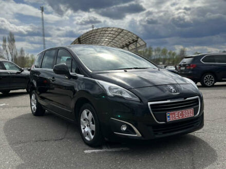 Пежо 5008, объемом двигателя 1.6 л и пробегом 182 тыс. км за 11800 $, фото 1 на Automoto.ua