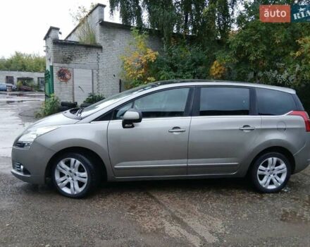 Сірий Пежо 5008, об'ємом двигуна 1.6 л та пробігом 238 тис. км за 6450 $, фото 3 на Automoto.ua