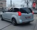 Сірий Пежо 5008, об'ємом двигуна 1.6 л та пробігом 266 тис. км за 7690 $, фото 4 на Automoto.ua