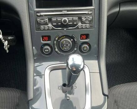 Сірий Пежо 5008, об'ємом двигуна 1.6 л та пробігом 249 тис. км за 6400 $, фото 14 на Automoto.ua