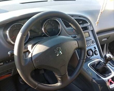 Сірий Пежо 5008, об'ємом двигуна 1.56 л та пробігом 283 тис. км за 6500 $, фото 5 на Automoto.ua