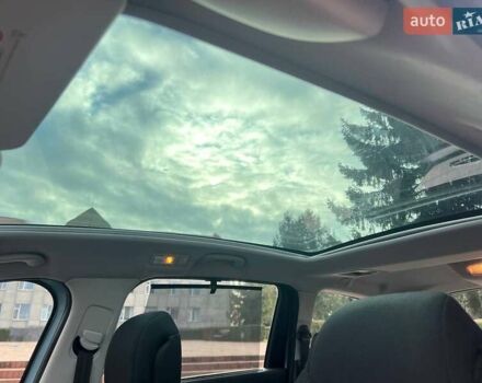 Сірий Пежо 5008, об'ємом двигуна 1.6 л та пробігом 249 тис. км за 6400 $, фото 20 на Automoto.ua