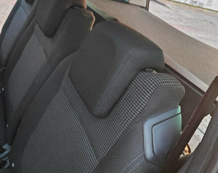 Сірий Пежо 5008, об'ємом двигуна 1.56 л та пробігом 284 тис. км за 6650 $, фото 20 на Automoto.ua