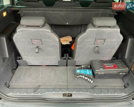 Серый Пежо 5008, объемом двигателя 1.56 л и пробегом 210 тыс. км за 8900 $, фото 8 на Automoto.ua