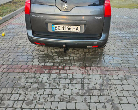 Сірий Пежо 5008, об'ємом двигуна 1.56 л та пробігом 284 тис. км за 6650 $, фото 3 на Automoto.ua