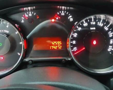 Сірий Пежо 5008, об'ємом двигуна 1.6 л та пробігом 174 тис. км за 6400 $, фото 4 на Automoto.ua