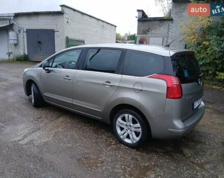 Сірий Пежо 5008, об'ємом двигуна 1.6 л та пробігом 238 тис. км за 6450 $, фото 8 на Automoto.ua
