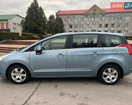 Сірий Пежо 5008, об'ємом двигуна 1.6 л та пробігом 249 тис. км за 6400 $, фото 3 на Automoto.ua