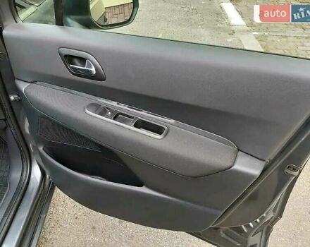 Пежо 5008 2009 в Ивано-Франковске на Automoto.ua Серый Пежо 5008, объемом двигателя 1.6 л и пробегом 146 тыс. км за 7500 $, фото 13 на Automoto.ua