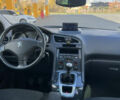 Пежо 5008 2009 в Луцке на Automoto.ua Серый Пежо 5008, объемом двигателя 1.6 л и пробегом 244 тыс. км за 5350 $, фото 14 на Automoto.ua