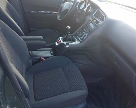 Сірий Пежо 5008, об'ємом двигуна 1.56 л та пробігом 283 тис. км за 6500 $, фото 12 на Automoto.ua