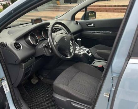 Сірий Пежо 5008, об'ємом двигуна 1.6 л та пробігом 249 тис. км за 6400 $, фото 10 на Automoto.ua