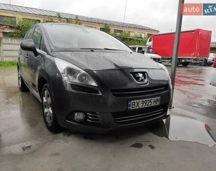Серый Пежо 5008, объемом двигателя 2 л и пробегом 225 тыс. км за 9594 $, фото 17 на Automoto.ua