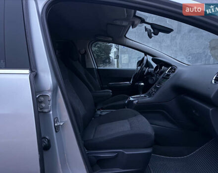 Сірий Пежо 5008, об'ємом двигуна 1.56 л та пробігом 227 тис. км за 6300 $, фото 51 на Automoto.ua