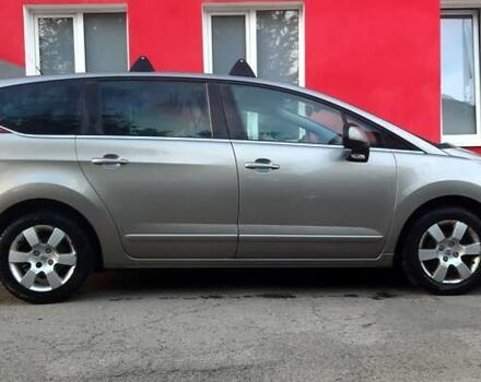 Серый Пежо 5008, объемом двигателя 1.56 л и пробегом 240 тыс. км за 7999 $, фото 2 на Automoto.ua