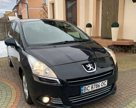Серый Пежо 5008, объемом двигателя 2 л и пробегом 239 тыс. км за 7150 $, фото 1 на Automoto.ua