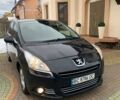 Серый Пежо 5008, объемом двигателя 2 л и пробегом 239 тыс. км за 7150 $, фото 1 на Automoto.ua