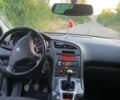 Серый Пежо 5008, объемом двигателя 1.56 л и пробегом 240 тыс. км за 8000 $, фото 4 на Automoto.ua