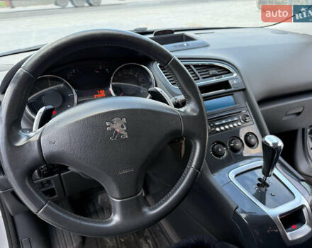 Серый Пежо 5008, объемом двигателя 1.56 л и пробегом 273 тыс. км за 7300 $, фото 23 на Automoto.ua