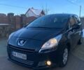 Серый Пежо 5008, объемом двигателя 2 л и пробегом 239 тыс. км за 7150 $, фото 1 на Automoto.ua