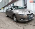 Сірий Пежо 5008, об'ємом двигуна 1.56 л та пробігом 336 тис. км за 7500 $, фото 1 на Automoto.ua